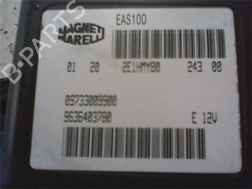 fuse-box-peugeot-607-9d-9u-2000-38352343 main image