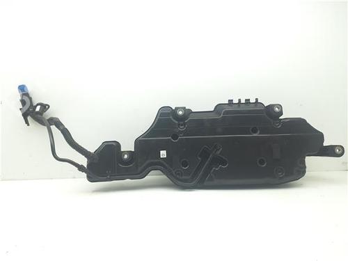 adblue-tank-mercedes-benz-a-class-w177-2018-38386766 main image