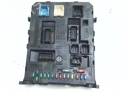 Used Fuse box Fuse box CITROËN C4 I (LC_) 1.6 HDi (109 hp) 39961995 39961995