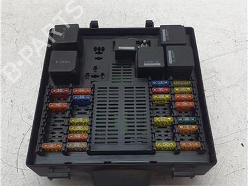 Used Fuse box Fuse box 38366357 38366357