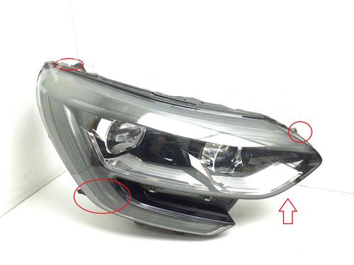 right-headlight-renault-megane-iv-hatchback-b9amn_-2015-39104748 main image