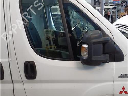 Used Right front door Right front door 38394968 38394968