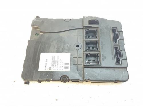 electronic-module-renault-megane-ii-saloon-lm01_-2003-38371418 main image