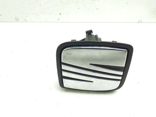 Used Tailgate handle Tailgate handle SEAT IBIZA II (6K1) 1.9 SDI (64 hp) 39945478 39945478