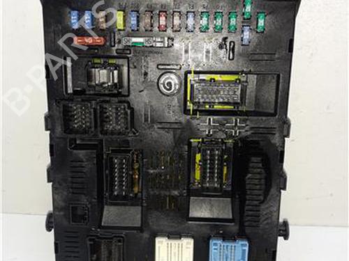 fuse-box-peugeot-307-3ac-2000-2001-2002-2003-2004-2005-2006-2007-2008-2009-2010-2011-2012-38359056 main image