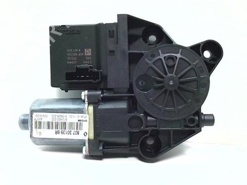 right-front-window-motor-renault-megane-iv-saloon-2016-38383566 main image