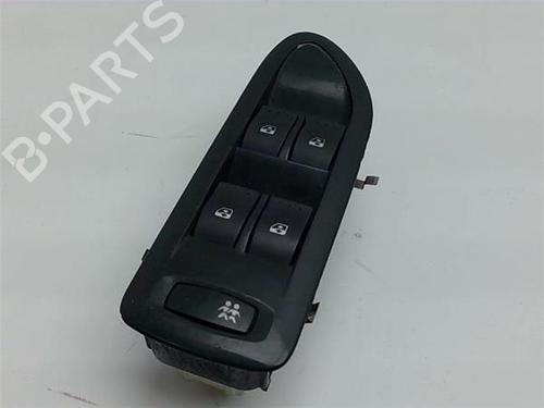 Kombi Kontakt / Stilkkontakt Kombi Kontakt / Stilkkontakt 38373028 38373028