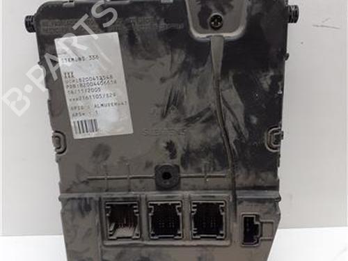 Used Fuse box Fuse box 38356739 38356739