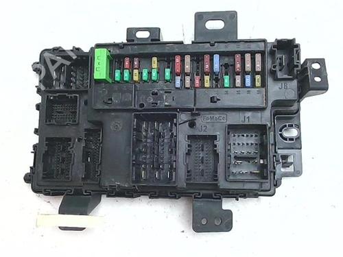 Used Fuse box Fuse box 38389953 38389953