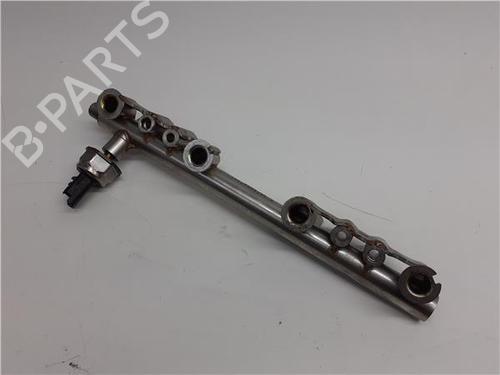 Used Injection rail Injection rail 38362561 38362561