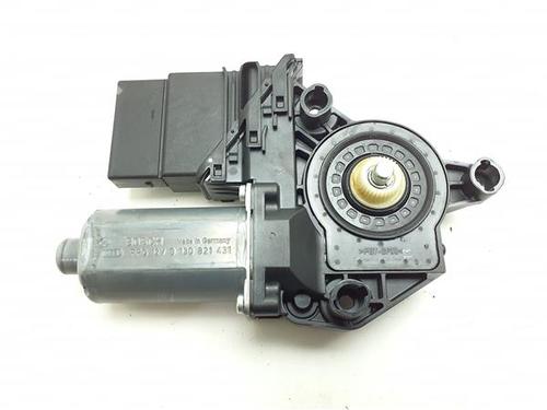 right-rear-window-motor-vw-golf-vi-5k1-2008-2009-2010-2011-2012-2013-2014-38373037 main image