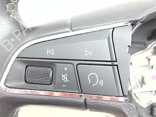 Steering wheel SEAT LEON (5F1) 1.5 TGi | BP38398143C49 - Image 4