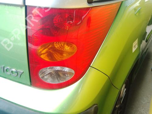 right-taillight-peugeot-1007-km_-2005-38333271 main image