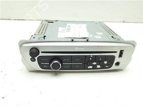 radio-renault-megane-iv-saloon-2016-38361064 main image