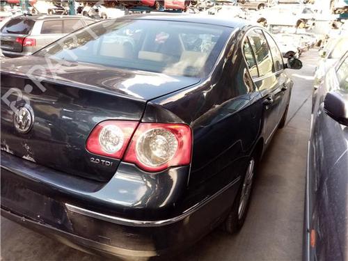 Right taillight VW PASSAT B6 (3C2) 2.0 TDI 16V | BP38362342C35 - Image 2