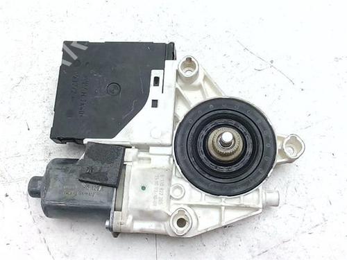 right-front-window-motor-audi-a3-8p1-2003-2004-2005-2006-2007-2008-2009-2010-2011-2012-2013-38354725 main image