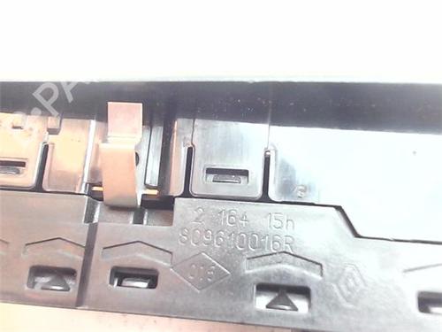Left front window switch RENAULT MEGANE IV Grandtour (K9A/M/N_) 1.5 dCi 110 | BP38349596I27 - Image 3