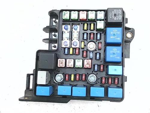 Used Fuse box Fuse box 38354780 38354780