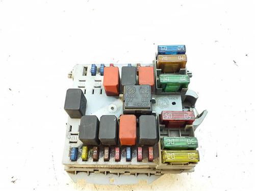 Used Fuse box Fuse box 38370246 38370246