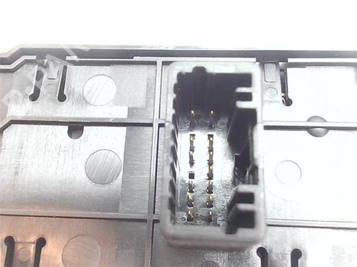Left front window switch RENAULT MEGANE IV Grandtour (K9A/M/N_) 1.5 dCi 110 | BP38349596I27 - Image 2