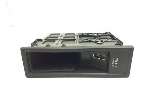 electronic-module-vw-golf-vi-5k1-2008-2009-2010-2011-2012-2013-2014-38373032 main image