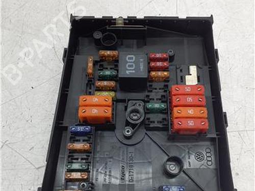 Used Fuse box Fuse box 38364593 38364593