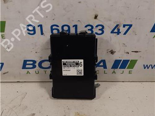 Used Fuse box Fuse box 38355397 38355397