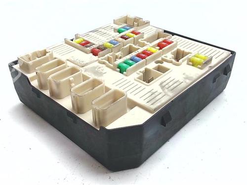 Fuse box RENAULT MEGANE IV Saloon 1.5 dCi 90 (LVA1) | BP38386044E1 - Image 3