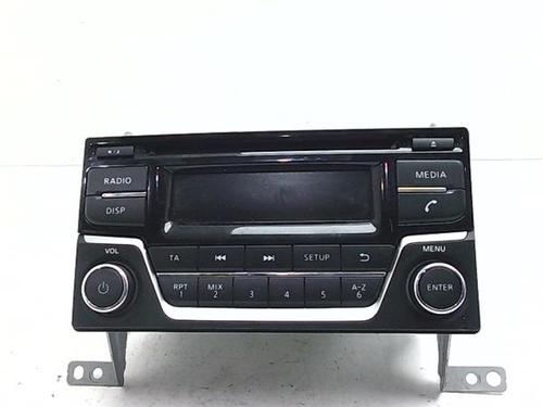 Used Radio Radio NISSAN JUKE (F15) 1.2 DIG-T (115 hp) 40085842 40085842