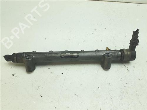 Used Injection rail Injection rail 38368352 38368352