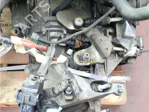 gearbox-dacia-duster-hs_-2010-2011-2012-2013-2014-2015-2016-2017-2018-38397444 main image