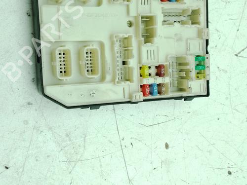 Used Fuse box Fuse box 38444697 38444697