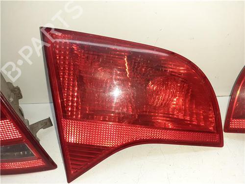 interior-roof-light-audi-a4-b6-avant-8e5-2000-2001-2002-2003-2004-2005-38362696 main image