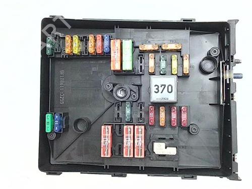 fuse-box-seat-leon-1p1-2005-2006-2007-2008-2009-2010-2011-2012-2013-38398817 main image