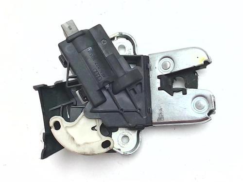 tailgate-lock-audi-a6-c6-4f2-2004-2005-2006-2007-2008-2009-2010-2011-38391070 main image