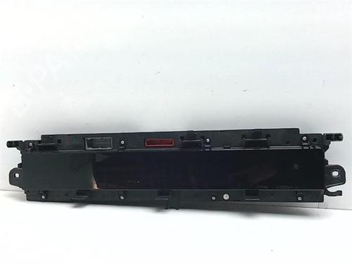 instrument-cluster-renault-megane-ii-saloon-lm01_-2003-38353027 main image