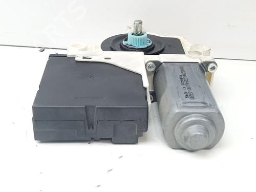Left front window motor VW PASSAT CC B6 (357) 2.0 TDI | BP38359454E21 - Image 5