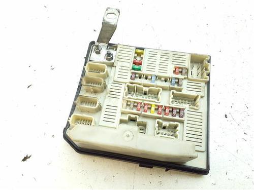 Used Fuse box Fuse box 38369083 38369083