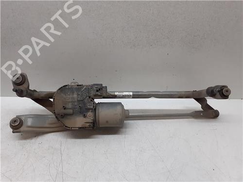 Used Front wiper motor Front wiper motor VW GOLF VII (5G1, BQ1, BE1, BE2) 1.6 TDI (105 hp) 38360980 38360980