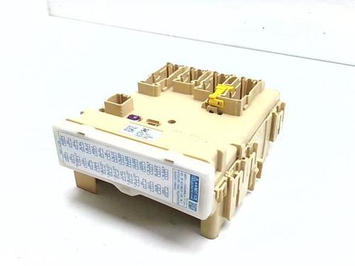 Used Fuse box Fuse box 38373270 38373270