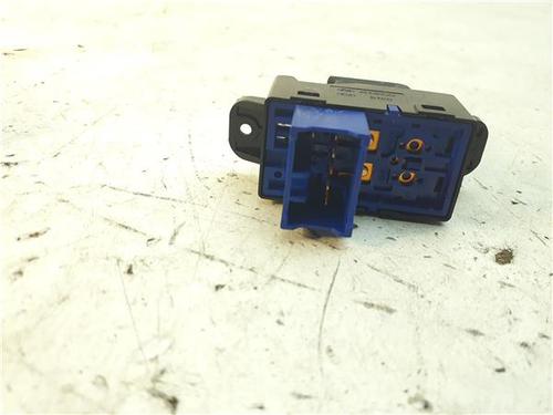 Right front window switch KIA RIO III (UB) 1.2 CVVT | BP38371410I26 - Image 3