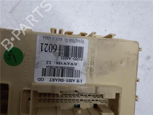 Fuse box HYUNDAI i30 Estate (GD) 1.4 CRDi | BP38364144E1 - Image 2