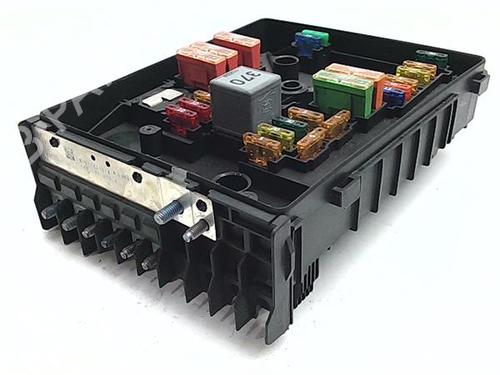 Fuse box SEAT LEON (1P1) 1.6 TDI | BP38398817E1 - Image 3
