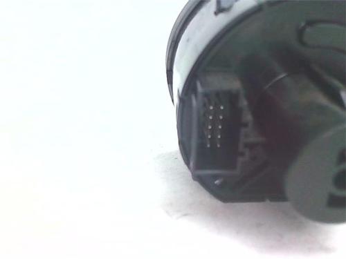 Headlight switch SKODA OCTAVIA III Combi (5E5, 5E6) 1.6 TDI | BP38394301I24 - Image 4