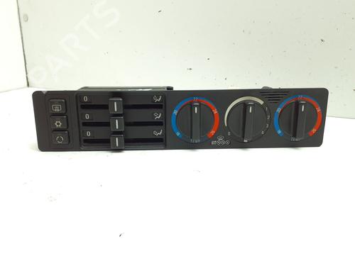 Used Climate control Climate control BMW 5 (E34) 525 i 24V (192 hp) 40079978 40079978