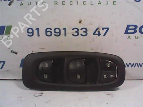 Kombi Kontakt / Stilkkontakt Kombi Kontakt / Stilkkontakt 38355430 38355430