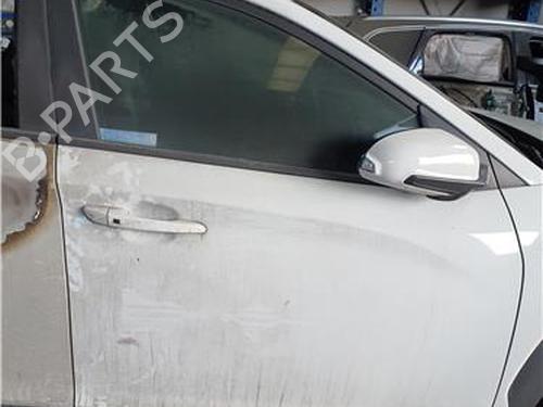 right-front-door-hyundai-kona-suv-van-os-ose-osi-2017-38394201 main image