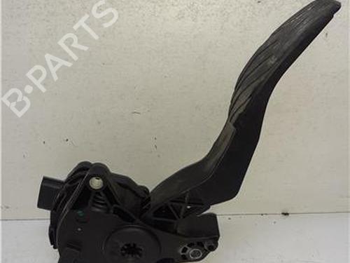 Used Pedal Pedal 38360120 38360120
