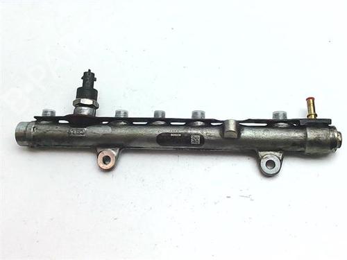 Used Injection rail Injection rail 38392079 38392079