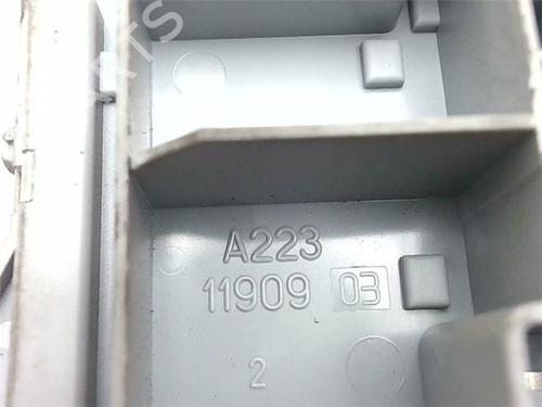 Fuse box PEUGEOT BOXER Platform/Chassis (244) 2.8 HDi | BP38404888E1 - Image 5